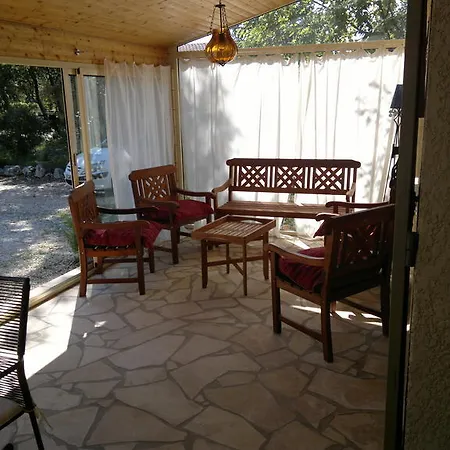 Semesterbostad A L'est D'uzes *