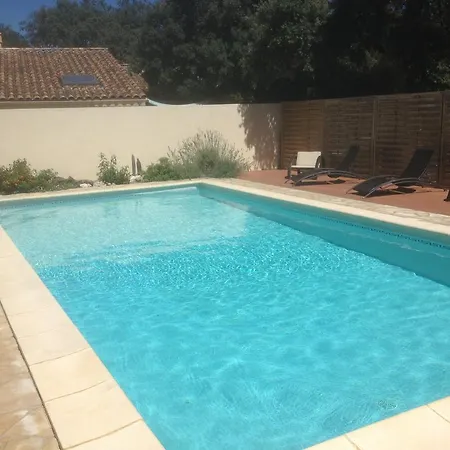 A L'est D'uzes Saint-Siffret