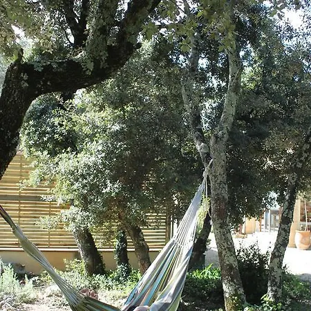 Semesterbostad A L'est D'uzes