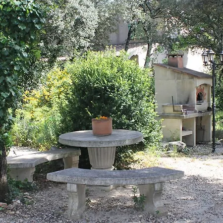 A L'est D'uzes * Saint-Siffret