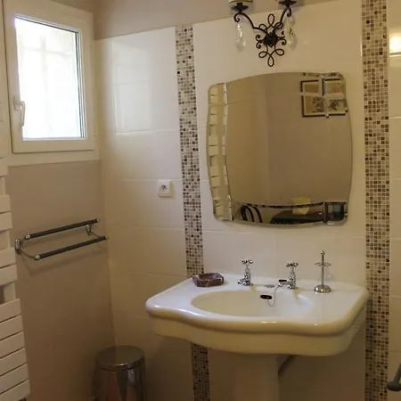 A L'est D'uzes Saint-Siffret